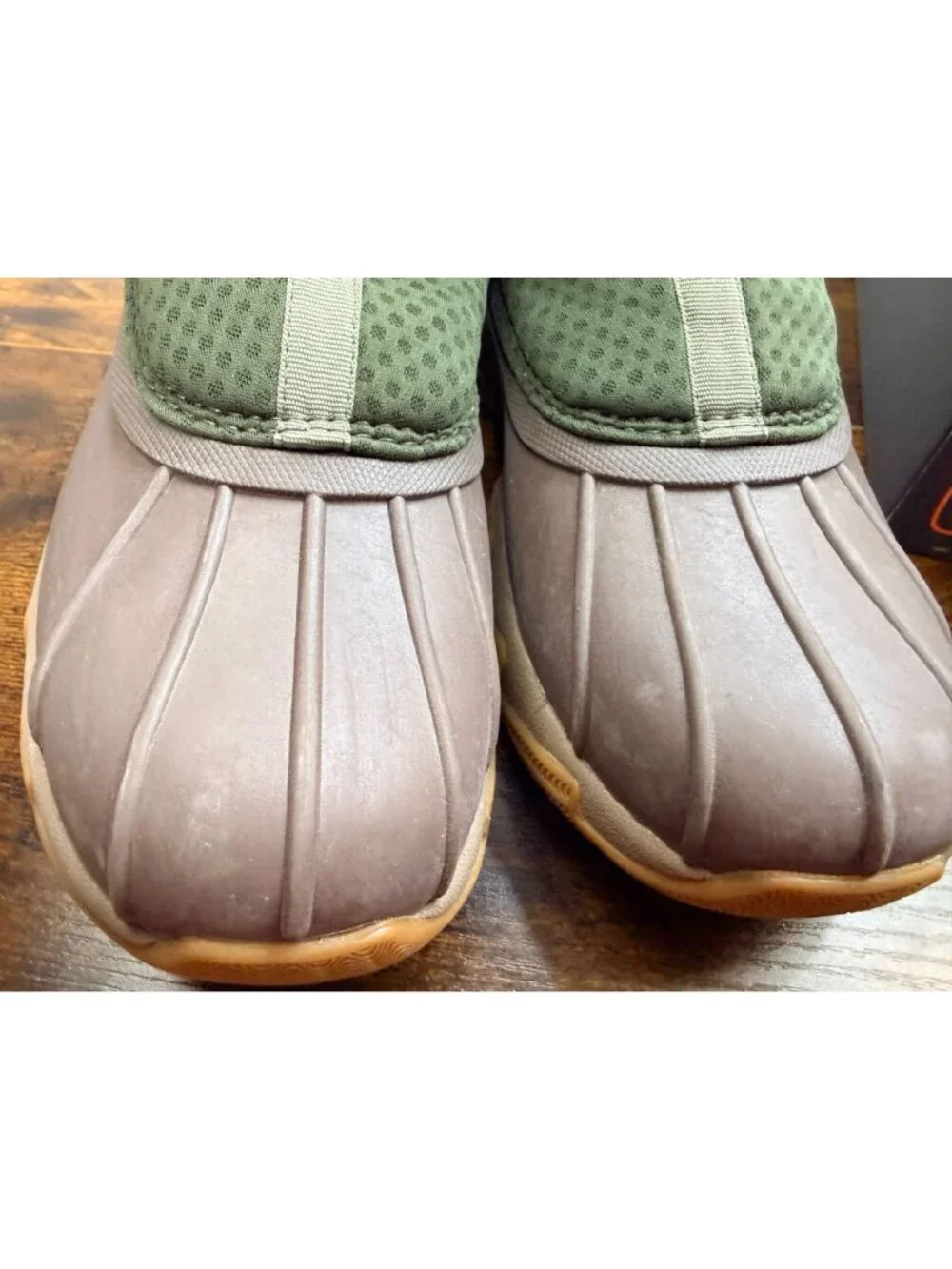 New Bass Outdoor Field Duck Low Slip-On Shoes Size 10 Waterproof